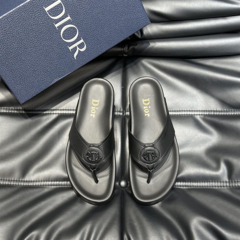 ch**an D*or slippers